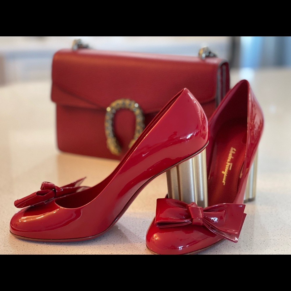 Salvatore Ferragamo heels - size 8